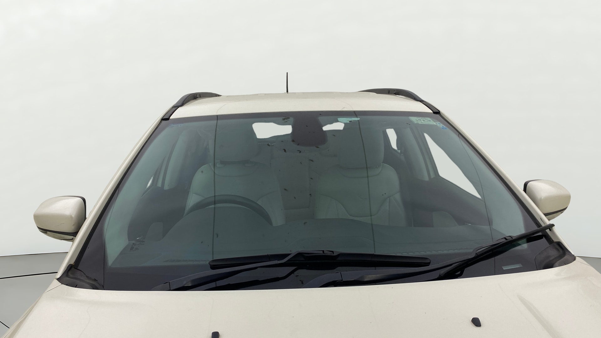 View 2019 Jeep Compass Limited 1.4 Multi AIR Petrol DDCT AT BS IV Image 30 Used 2019 Jeep Compass Limited 1.4 Multi AIR Petrol DDCT AT BS IV Image 30
