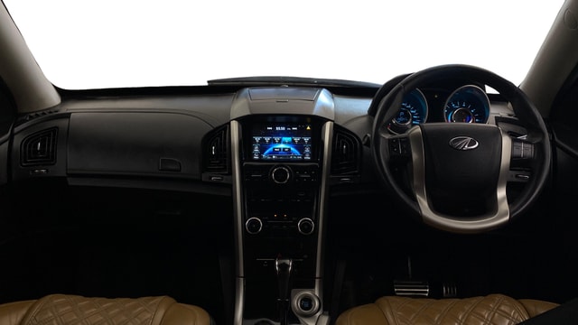View Mahindra XUV500 Image 32 Used Mahindra XUV500 Image 32