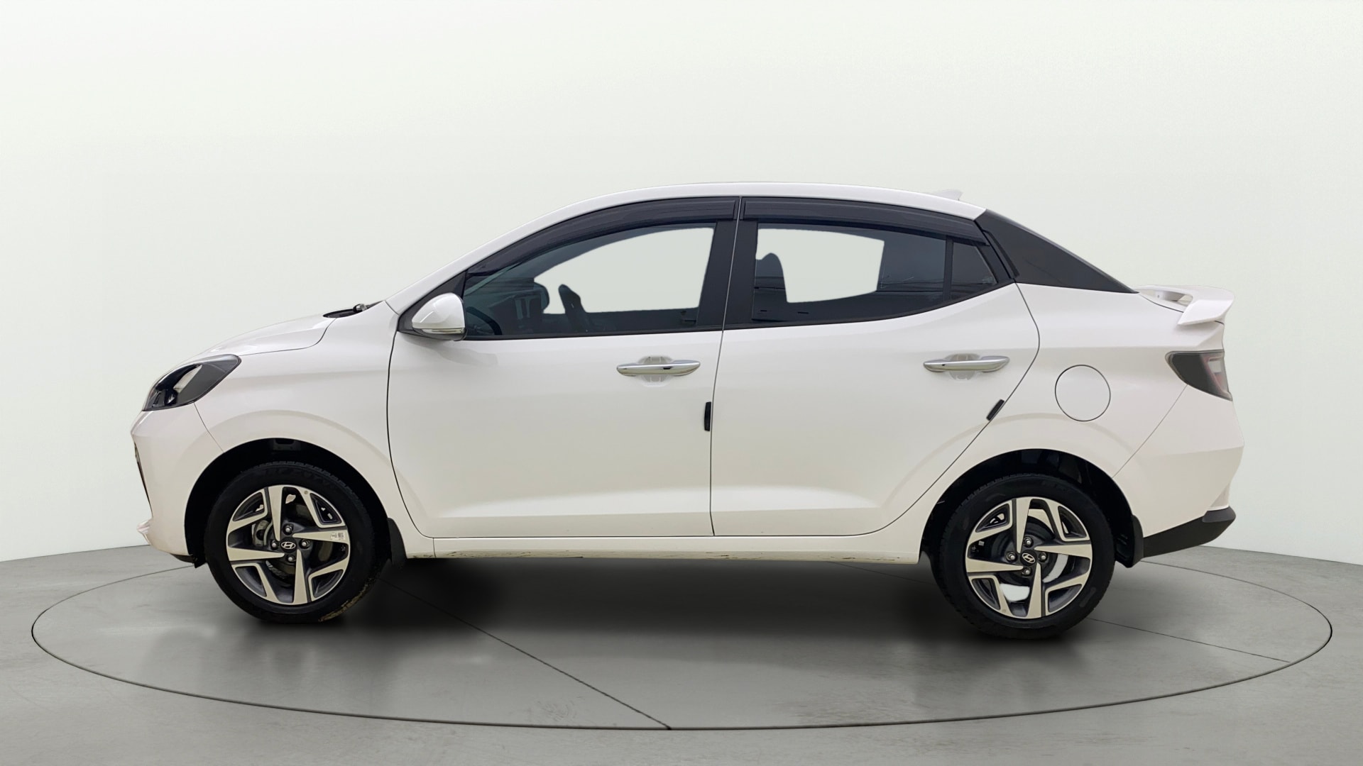 Used 2025 Hyundai Aura Used 2025 Hyundai Aura