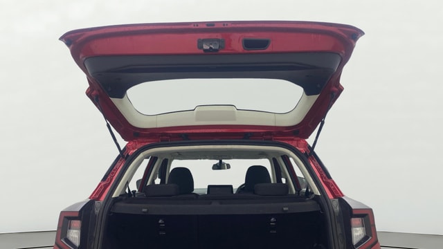 View Mahindra XUV 3XO Image 16 Used Mahindra XUV 3XO Image 16