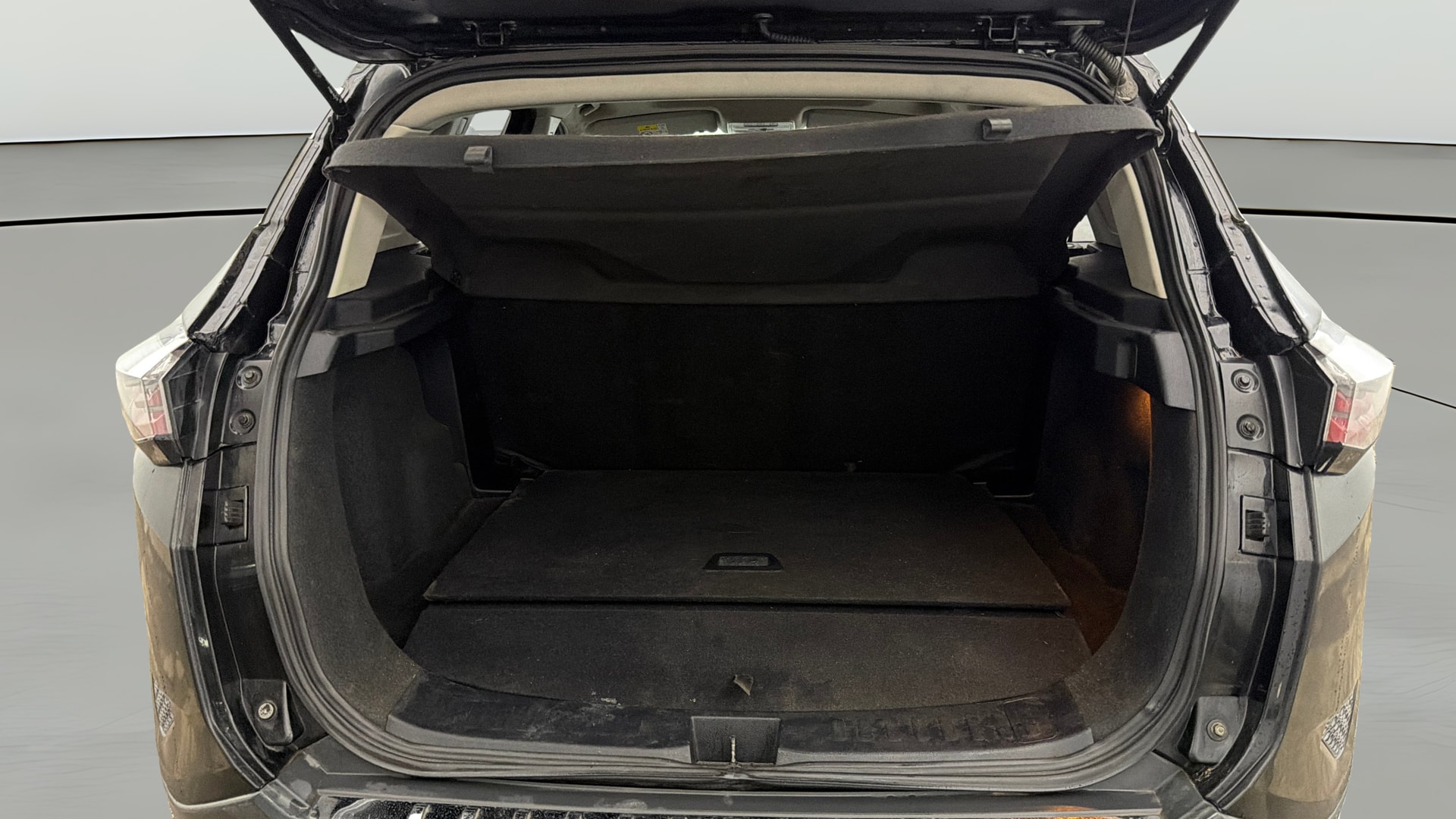 View 2021 Tata Harrier XE Image 38 Used 2021 Tata Harrier XE Image 38