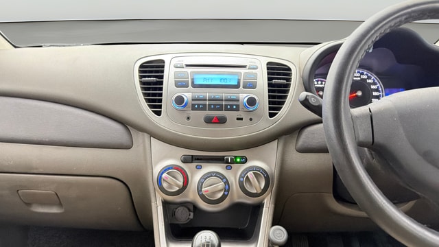 View Hyundai i10 Image 17 Used Hyundai i10 Image 17