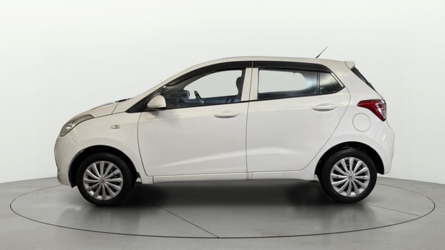 View Hyundai Grand i10 Image 5 Used Hyundai Grand i10 Image 5