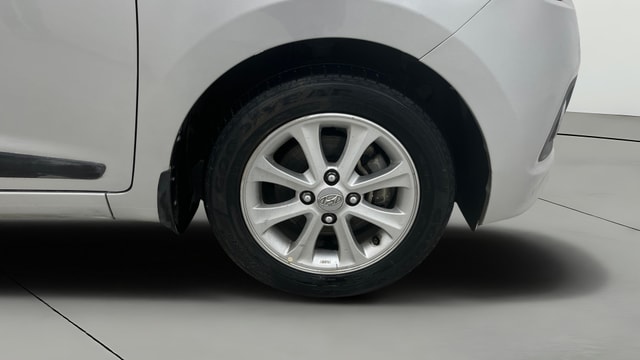 View Hyundai Grand i10 Image 42 Used Hyundai Grand i10 Image 42