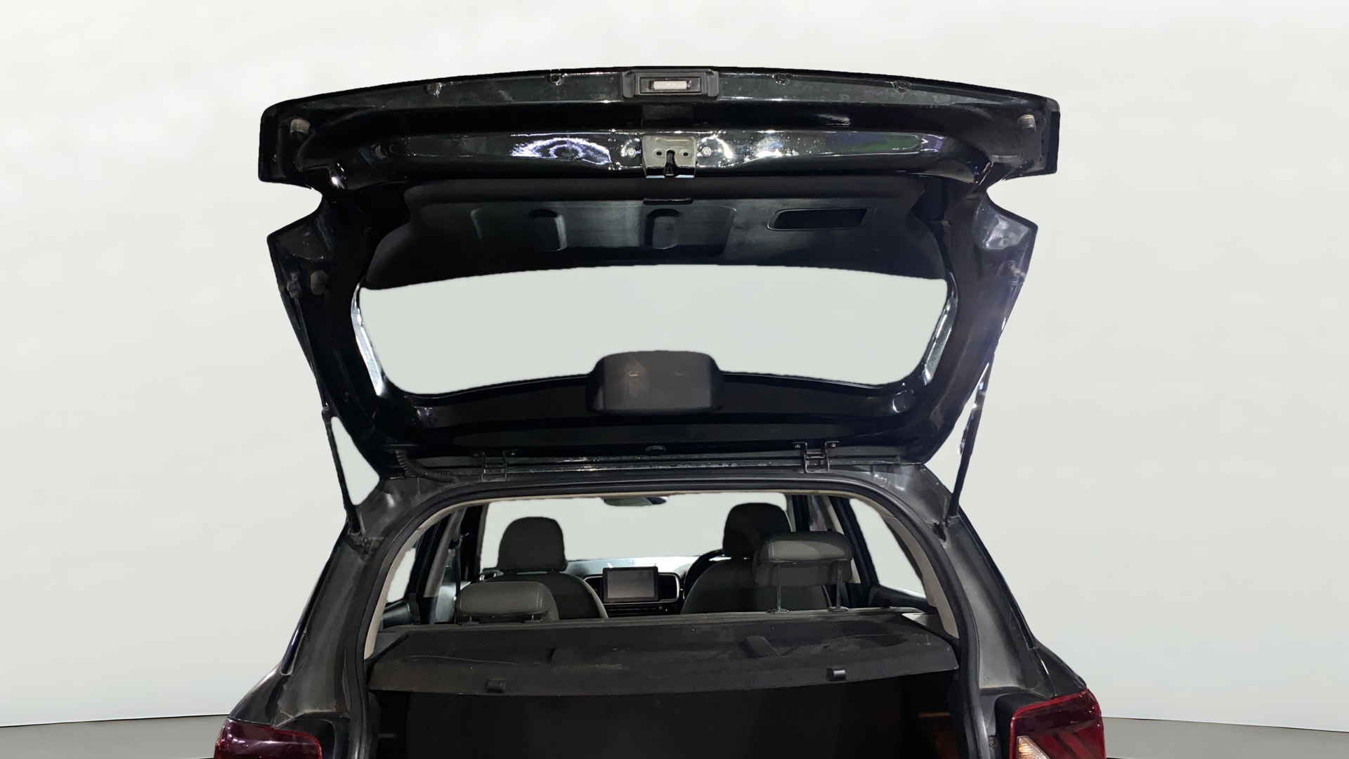 View 2021 Hyundai Venue SX 1.0 iMT Petrol Image 17 Used 2021 Hyundai Venue SX 1.0 iMT Petrol Image 17