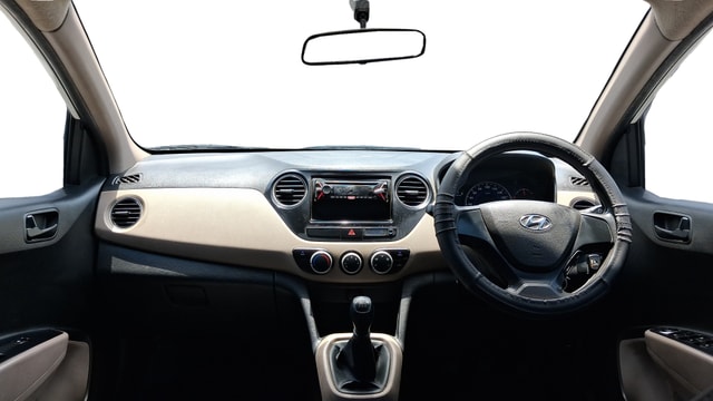 View Hyundai Grand i10 Image 15 Used Hyundai Grand i10 Image 15