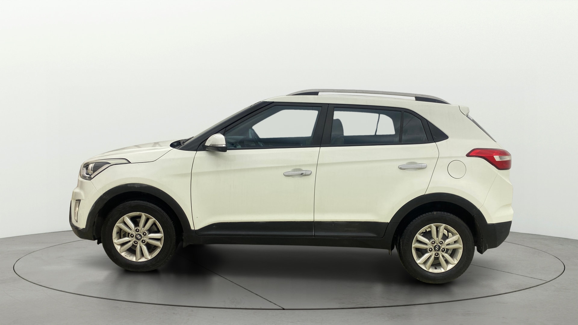 View 2016 Hyundai Creta 1.6 SX Plus Petrol Image 5 Used 2016 Hyundai Creta 1.6 SX Plus Petrol Image 5
