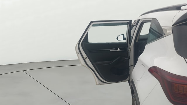 View Kia Seltos Image 15 Used Kia Seltos Image 15