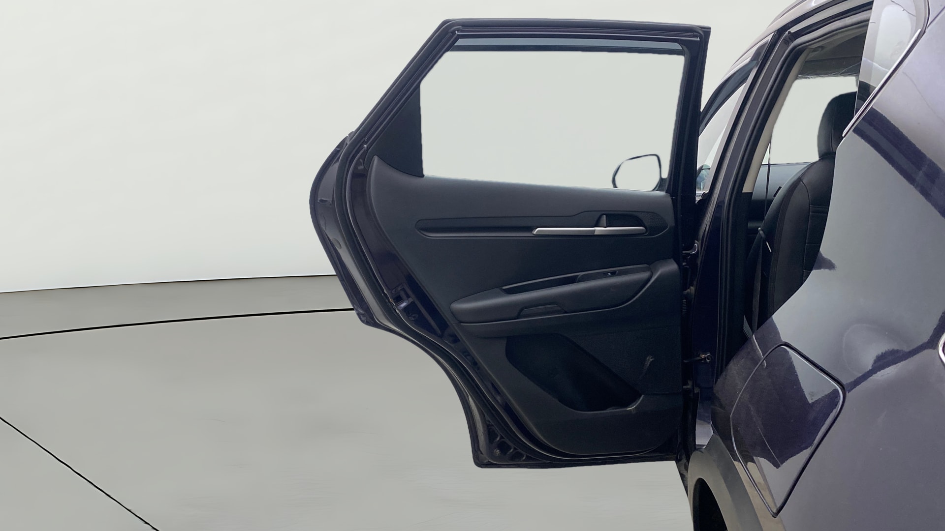 View 2023 Kia Sonet HTK Plus Petrol Image 22 Used 2023 Kia Sonet HTK Plus Petrol Image 22