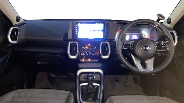 View Kia Sonet Image 15 Used Kia Sonet Image 15