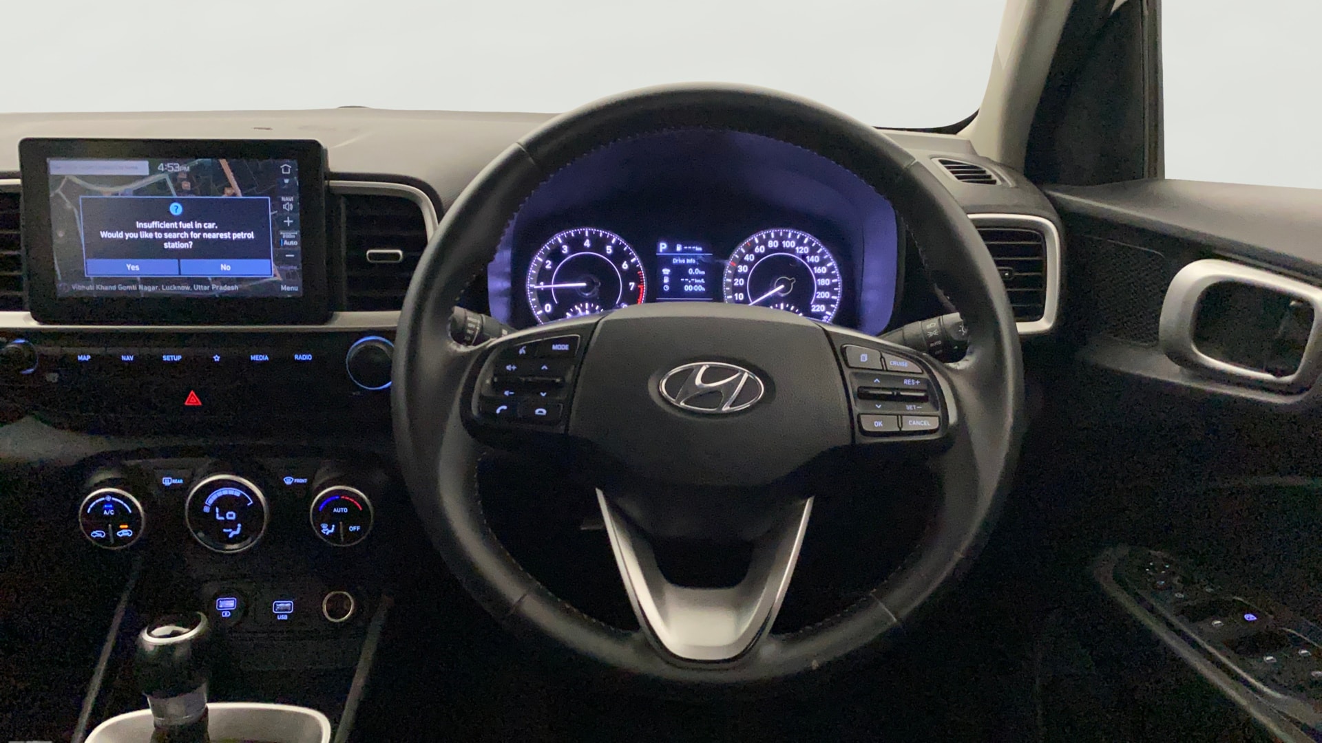 View 2019 Hyundai Venue SX Plus 1.0 Petrol AT Image 13 Used 2019 Hyundai Venue SX Plus 1.0 Petrol AT Image 13