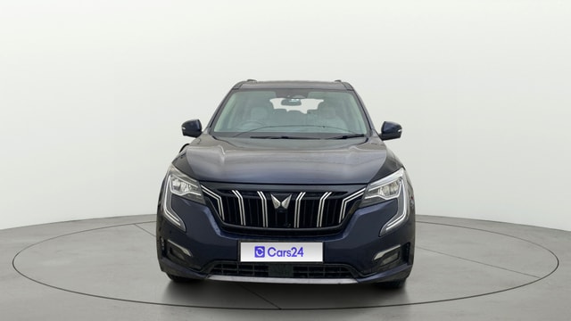 View Mahindra XUV700 Image 1 Used Mahindra XUV700 Image 1