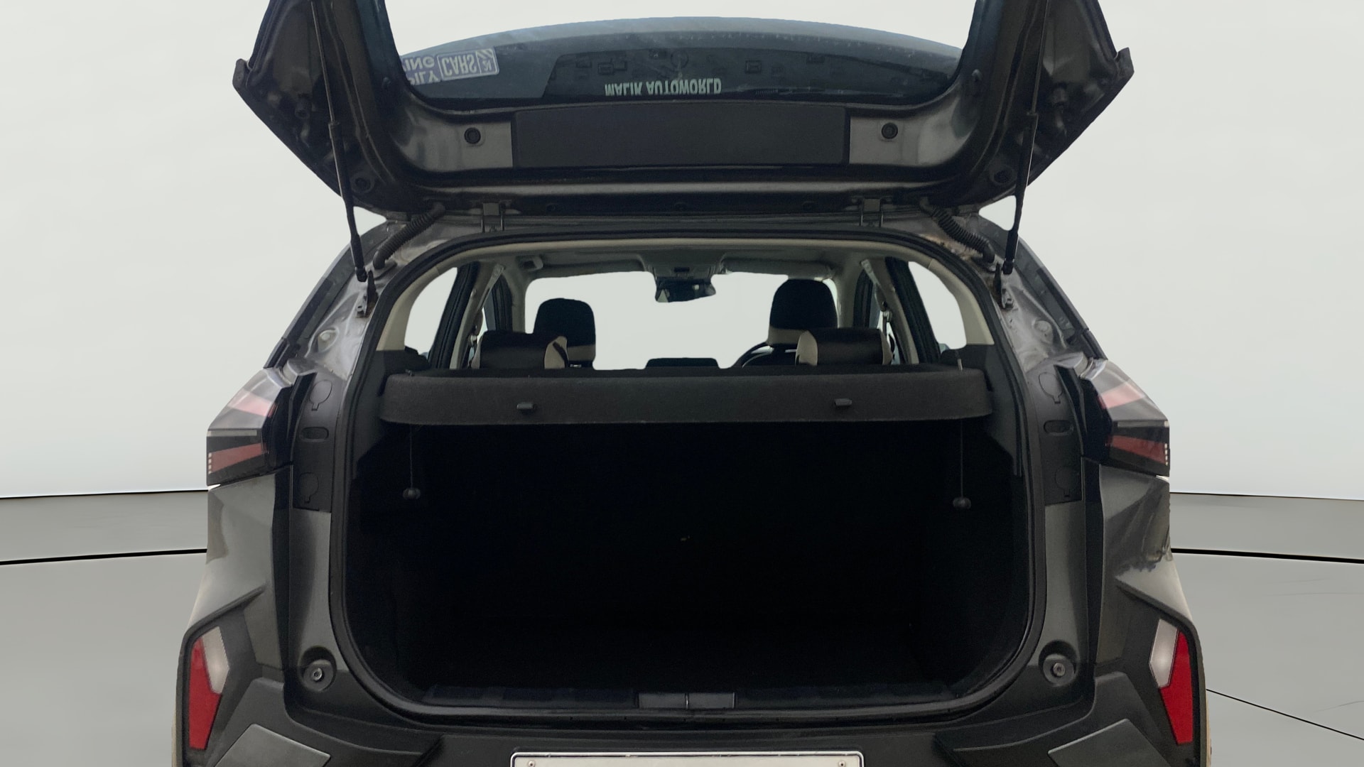 View 2024 Tata Nexon Revotron XE Image 39 Used 2024 Tata Nexon Revotron XE Image 39
