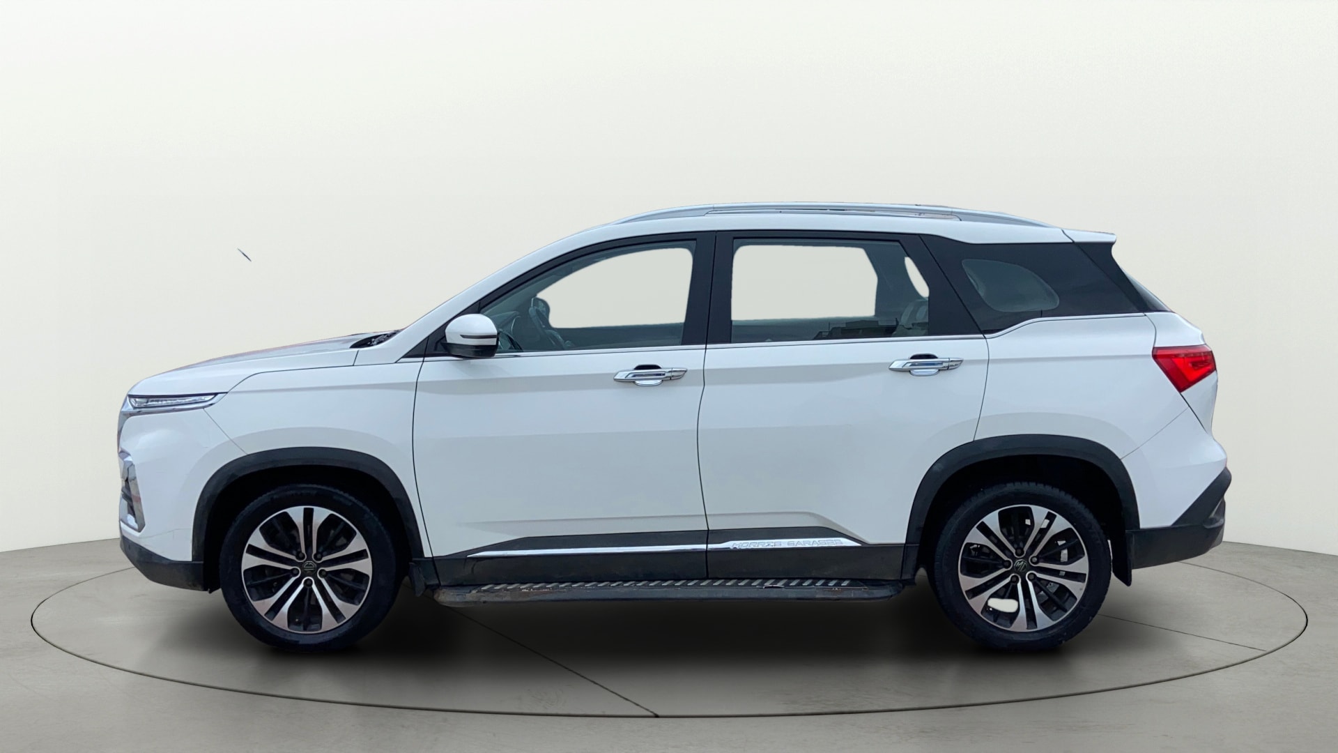 View 2023 MG Hector Sharp Diesel Image 6 Used 2023 MG Hector Sharp Diesel Image 6