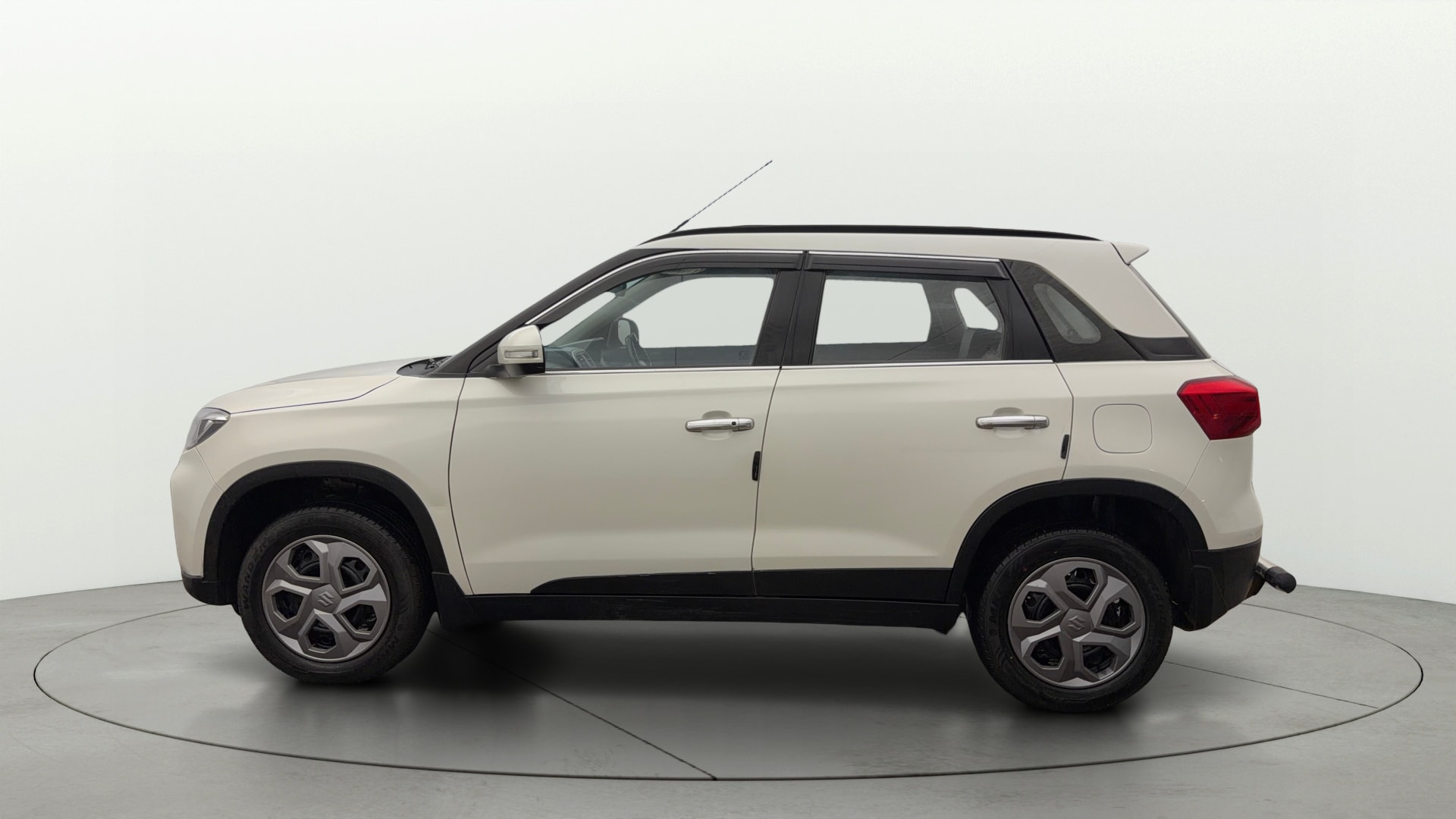 View 2010 Maruti Suzuki 1000 Base Variant Image 5 Used 2010 Maruti Suzuki 1000 Base Variant Image 5
