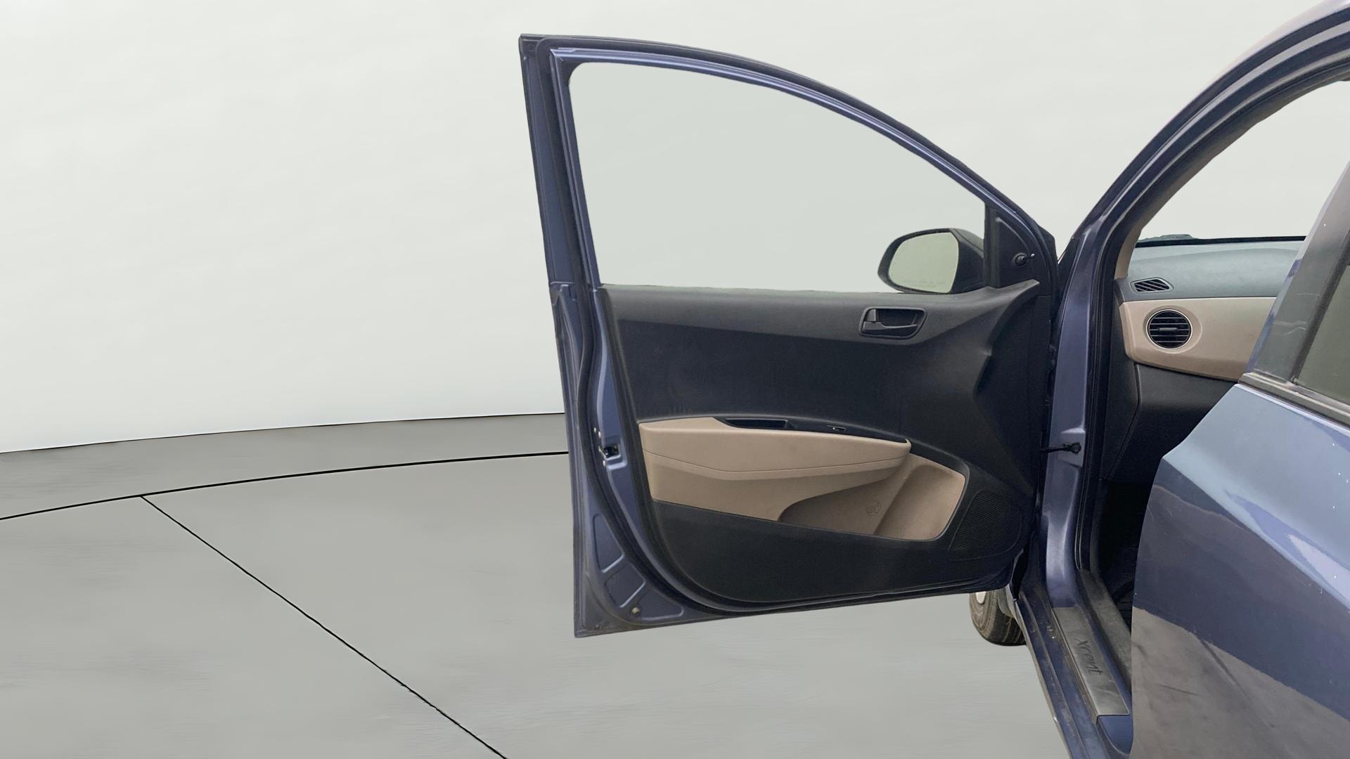 View 2015 Hyundai Xcent Base Petrol Image 30 Used 2015 Hyundai Xcent Base Petrol Image 30