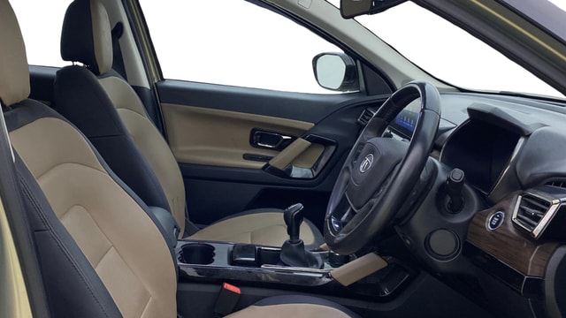 View Tata Harrier Image 18 Used Tata Harrier Image 18