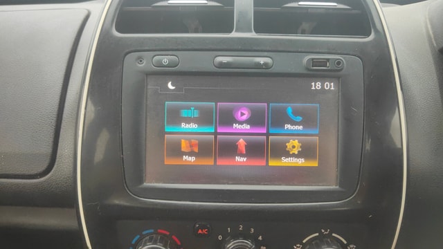 View Renault Kwid Image 17 Used Renault Kwid Image 17