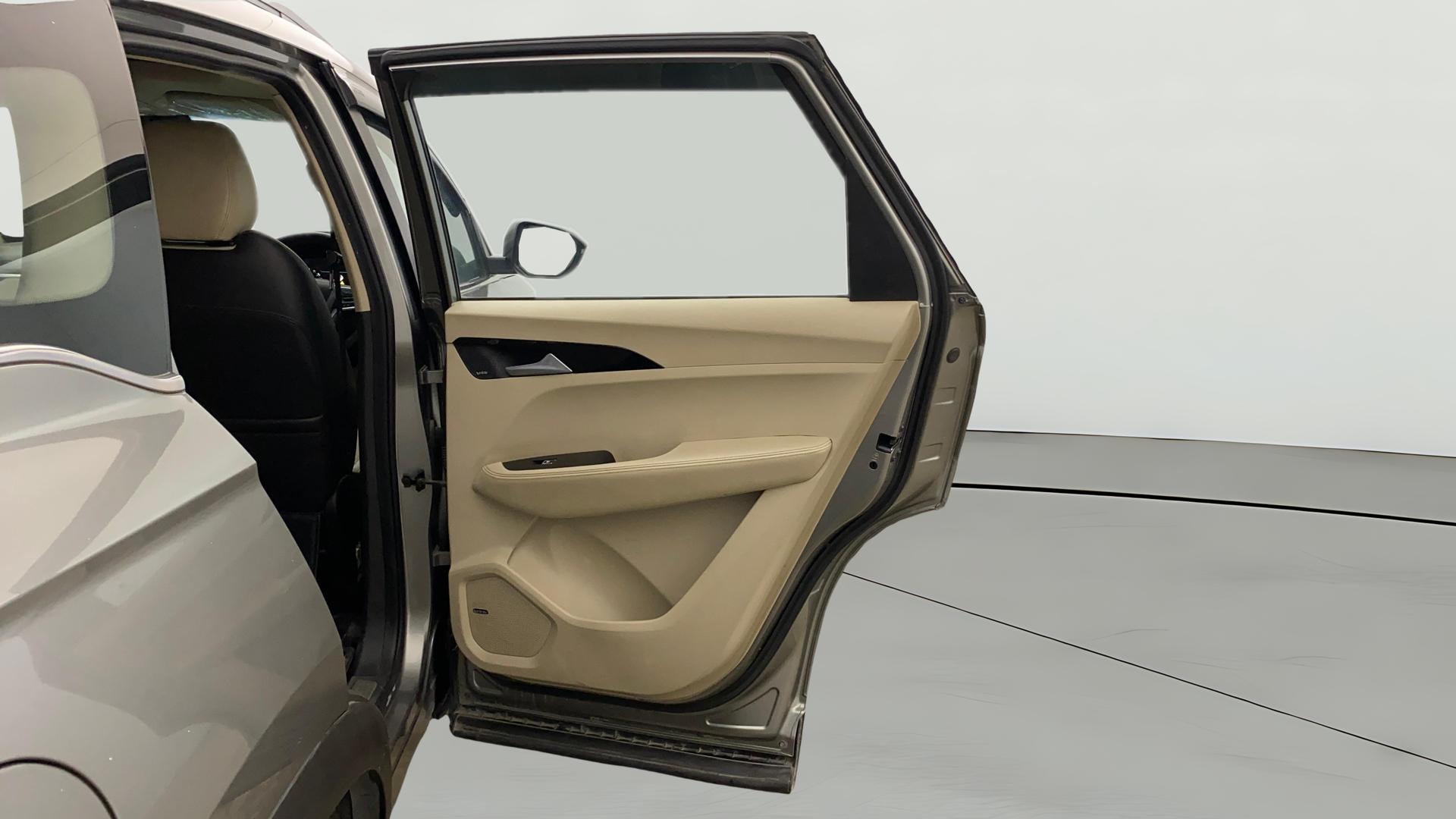 View 2021 MG Hector Sharp Petrol BS IV Image 6 Used 2021 MG Hector Sharp Petrol BS IV Image 6