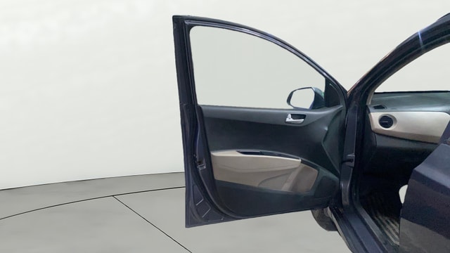 View Hyundai Grand i10 Image 40 Used Hyundai Grand i10 Image 40