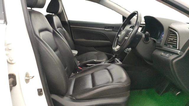 View Hyundai Elantra Image 28 Used Hyundai Elantra Image 28