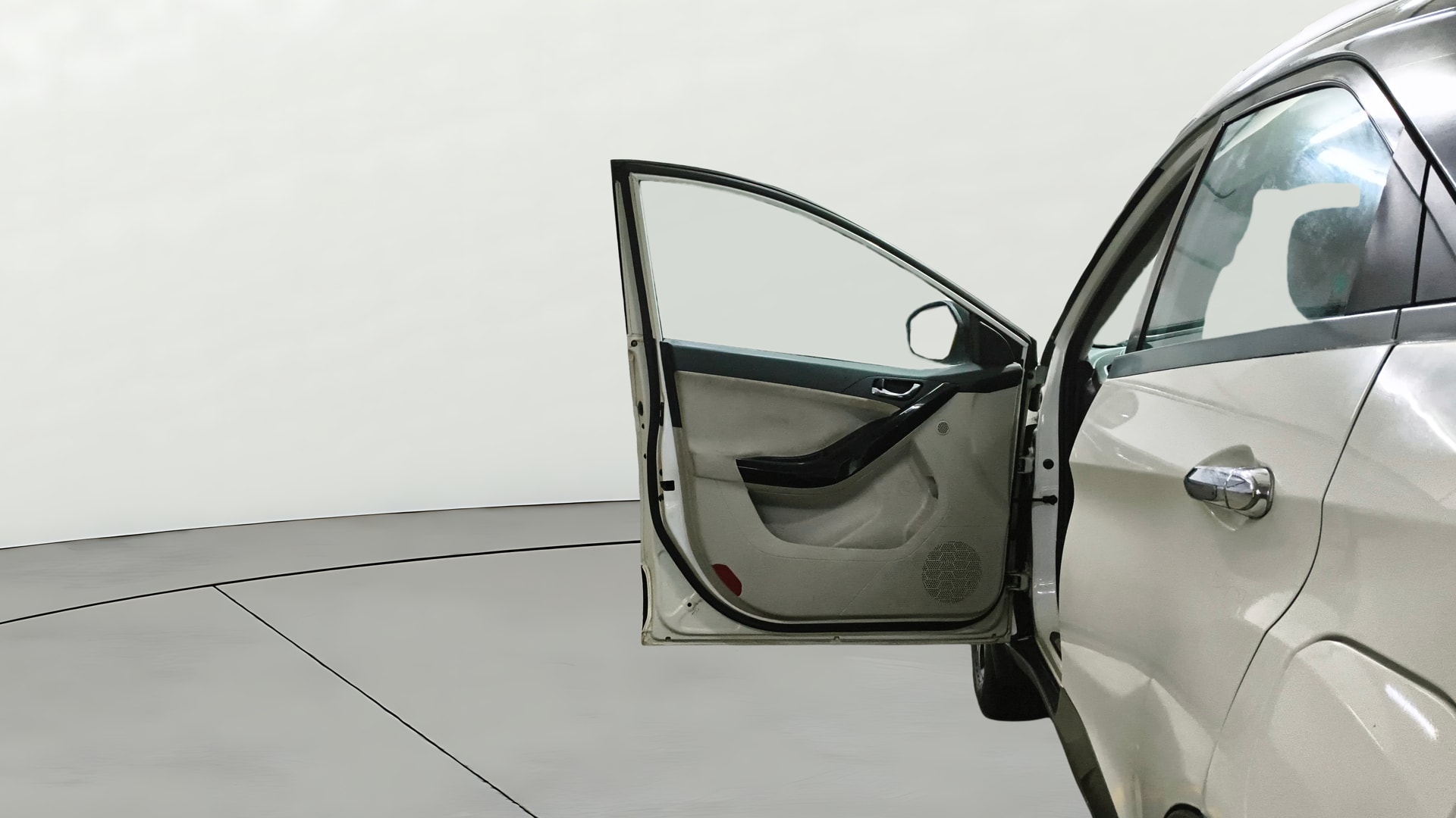 View 2021 Tata Nexon Revotron XE Image 39 Used 2021 Tata Nexon Revotron XE Image 39