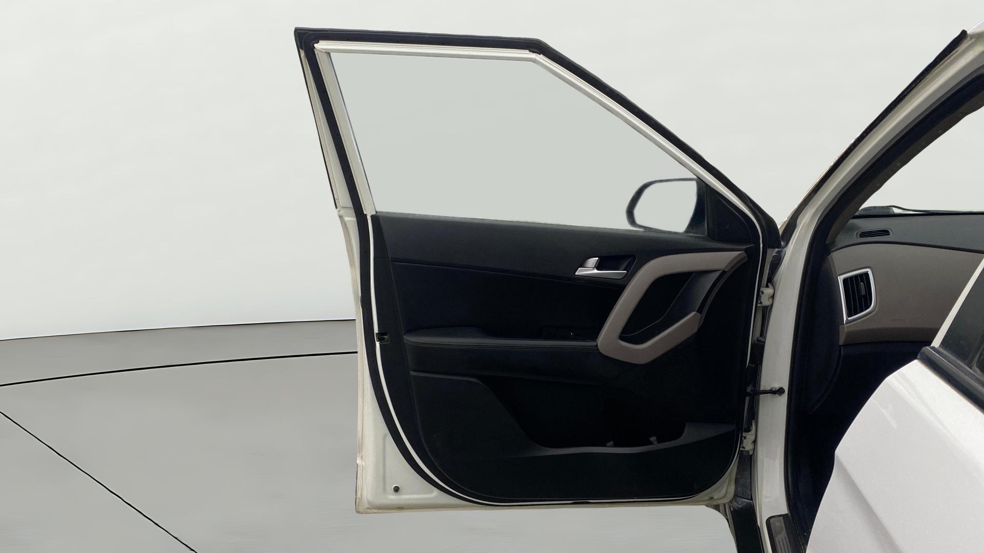 View 2019 Hyundai Creta 1.4 E Diesel Image 39 Used 2019 Hyundai Creta 1.4 E Diesel Image 39