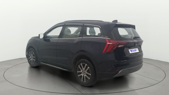 View Mahindra XUV700 Image 2 Used Mahindra XUV700 Image 2