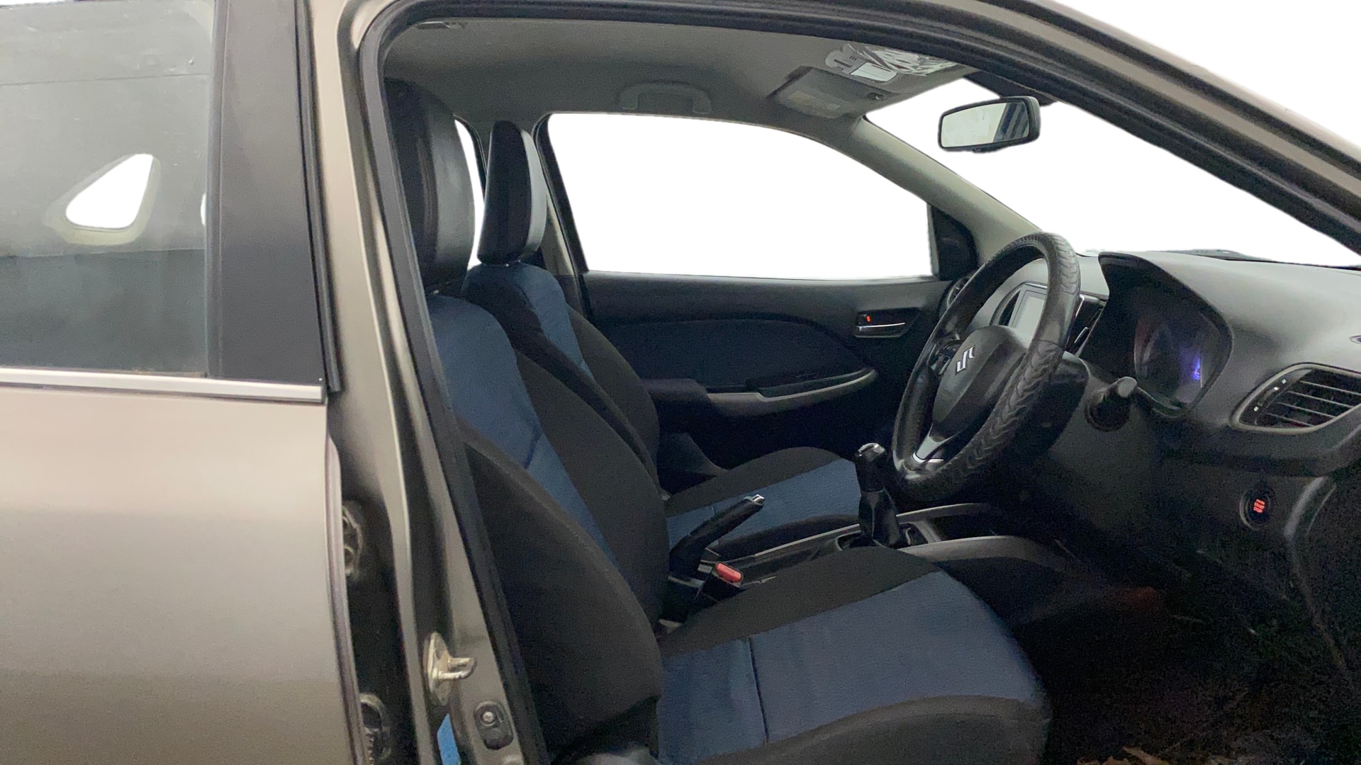 View 2019 Maruti Suzuki 1000 Base Variant Image 19 Used 2019 Maruti Suzuki 1000 Base Variant Image 19