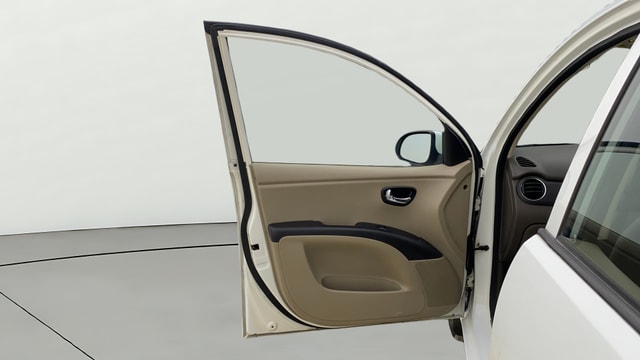 View Hyundai i10 Image 36 Used Hyundai i10 Image 36