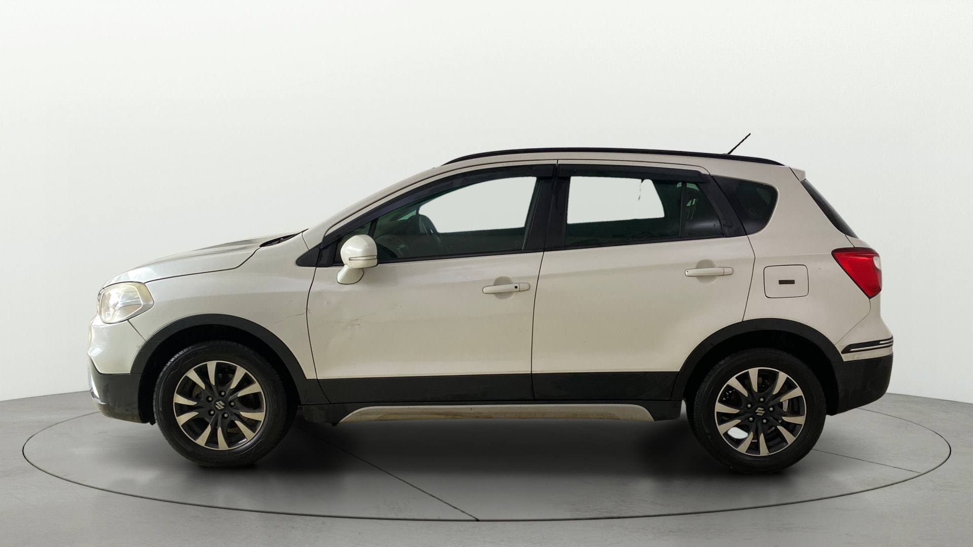 View 2020 Maruti Suzuki 1000 Base Variant Image 27 Used 2020 Maruti Suzuki 1000 Base Variant Image 27