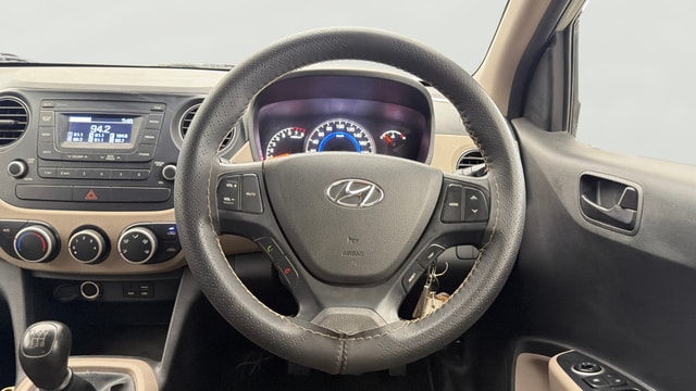 View Hyundai Grand i10 Image 20 Used Hyundai Grand i10 Image 20