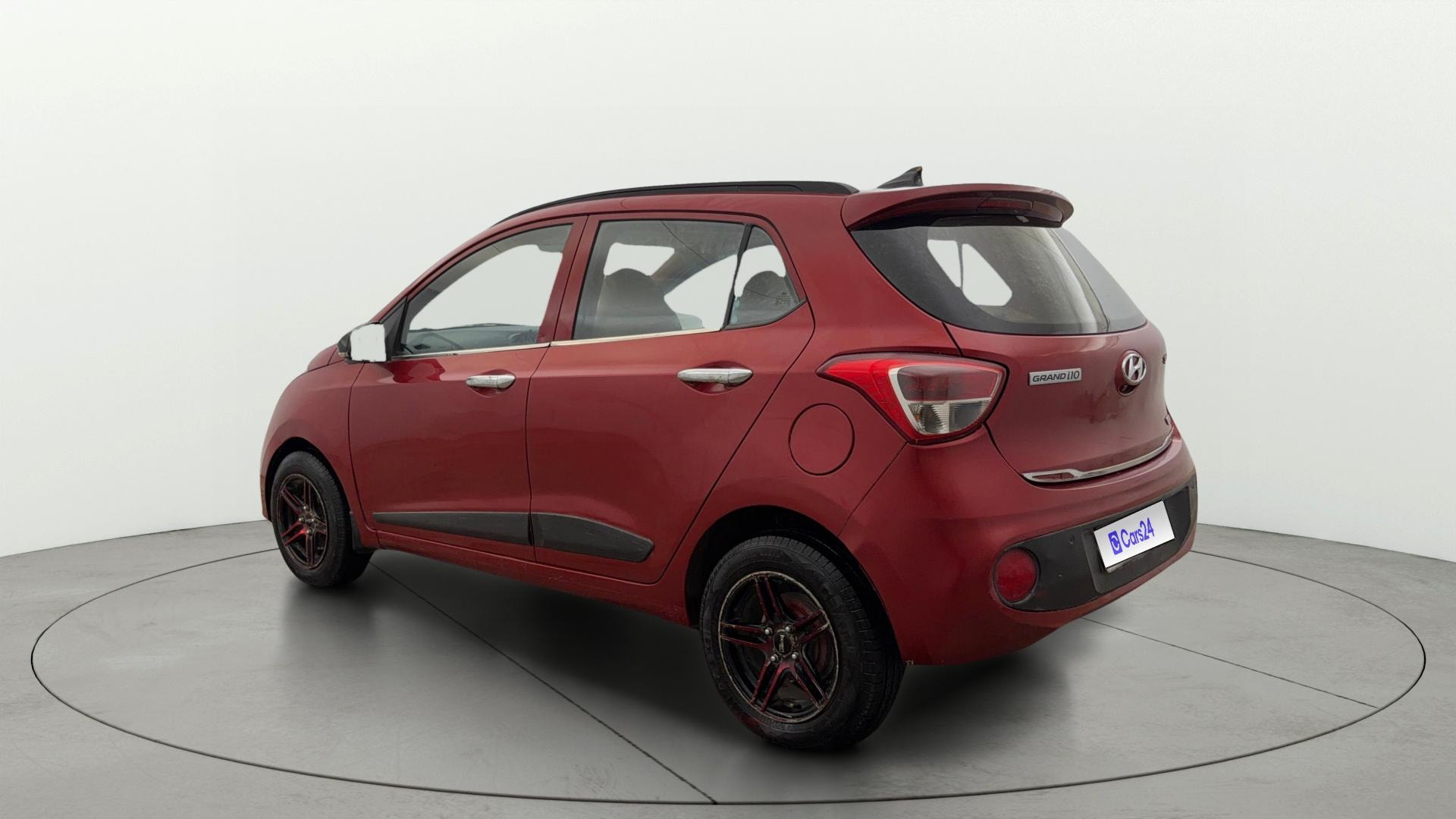 View 2019 Hyundai Grand i10 Sportz 1.2 Kappa Image 2 Used 2019 Hyundai Grand i10 Sportz 1.2 Kappa Image 2