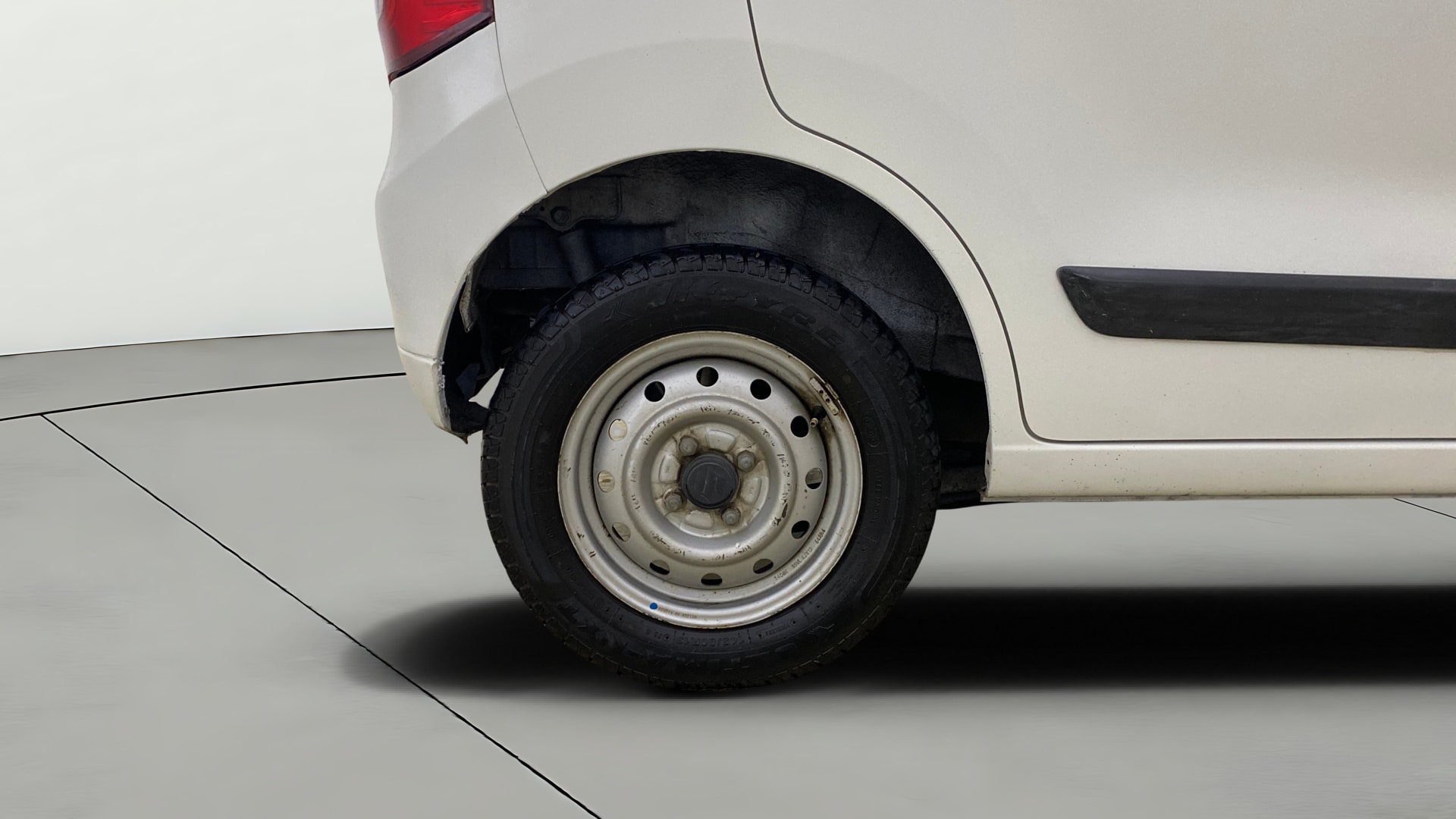 View 2014 Maruti Suzuki 1000 Base Variant Image 23 Used 2014 Maruti Suzuki 1000 Base Variant Image 23