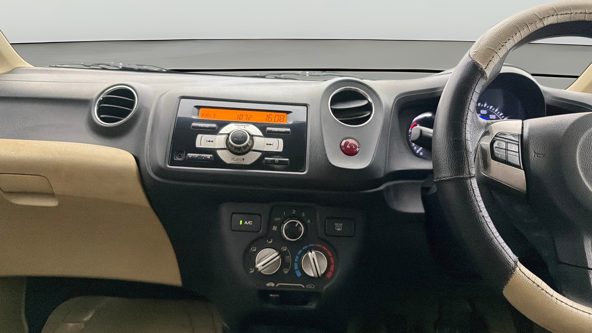View 2015 Honda Brio S MT Petrol Image 30 Used 2015 Honda Brio S MT Petrol Image 30