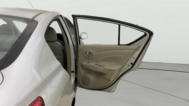 View Nissan Sunny Image 7 Used Nissan Sunny Image 7