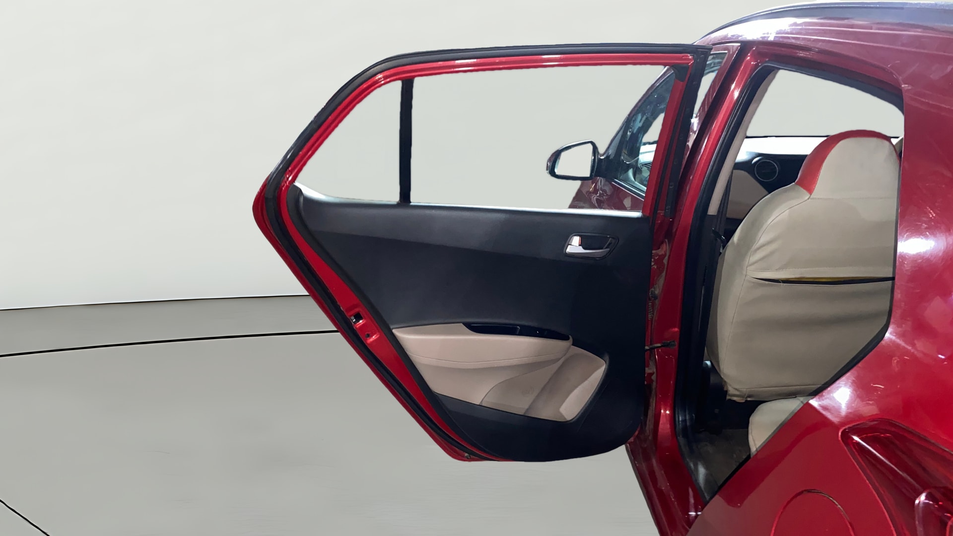 View 2018 Hyundai Grand i10 Sportz 1.2 Kappa Image 22 Used 2018 Hyundai Grand i10 Sportz 1.2 Kappa Image 22