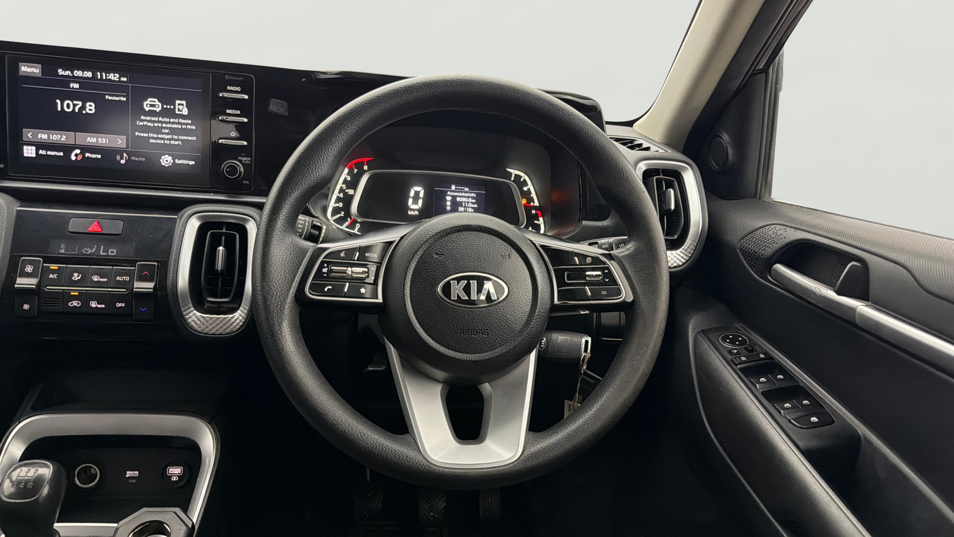 View 2021 Kia Sonet HTK Plus Petrol Image 20 Used 2021 Kia Sonet HTK Plus Petrol Image 20