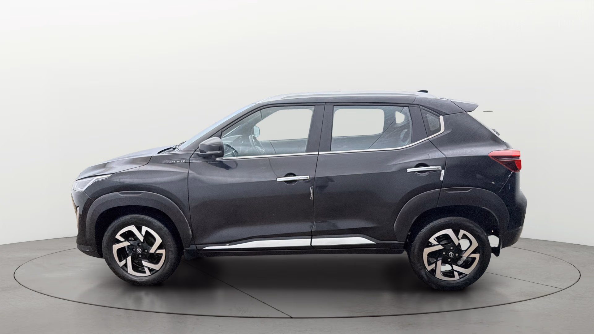 View 2022 Nissan Magnite Turbo XV Premium CVT Image 5 Used 2022 Nissan Magnite Turbo XV Premium CVT Image 5