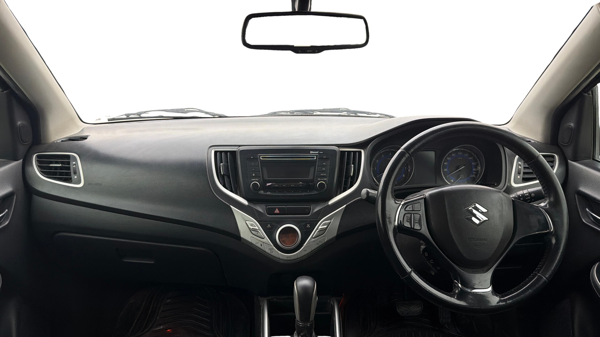 View 2017 Maruti Suzuki 1000 Base Variant Image 15 Used 2017 Maruti Suzuki 1000 Base Variant Image 15