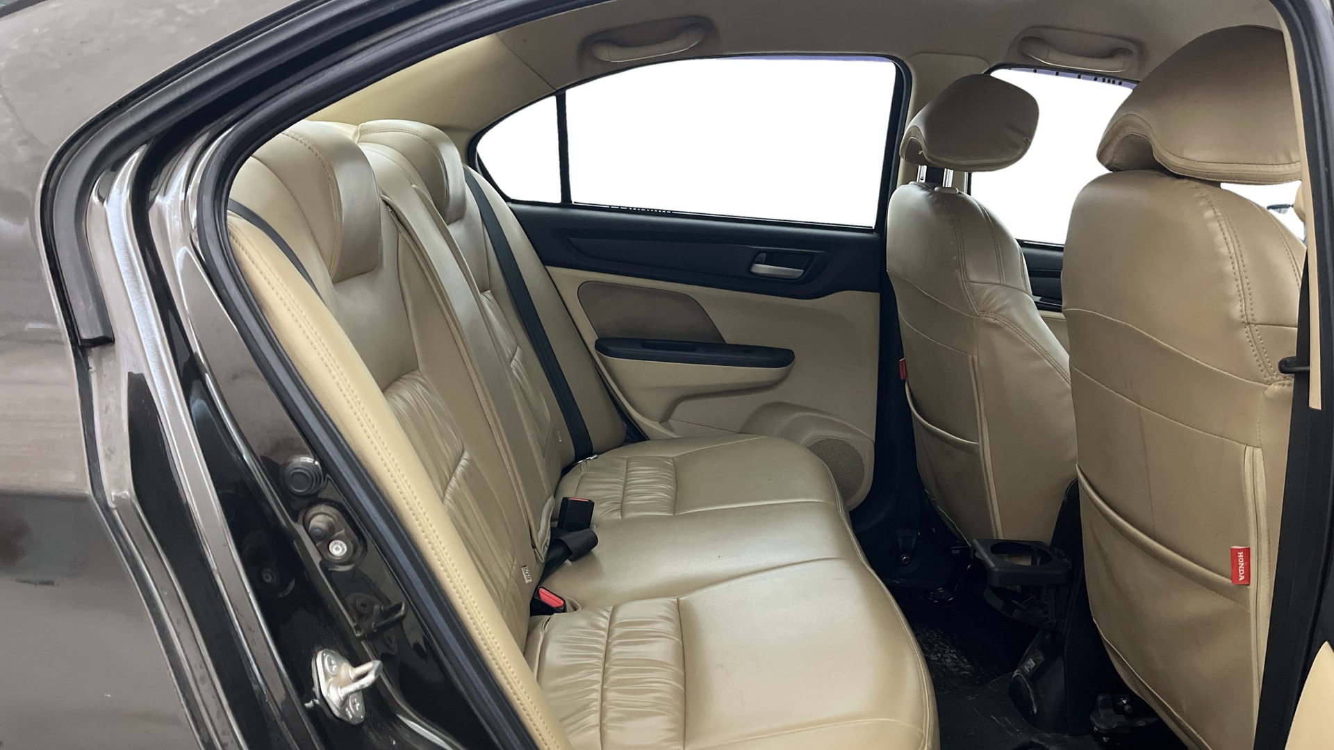 View 2019 Honda Amaze E MT Petrol BS IV Image 29 Used 2019 Honda Amaze E MT Petrol BS IV Image 29