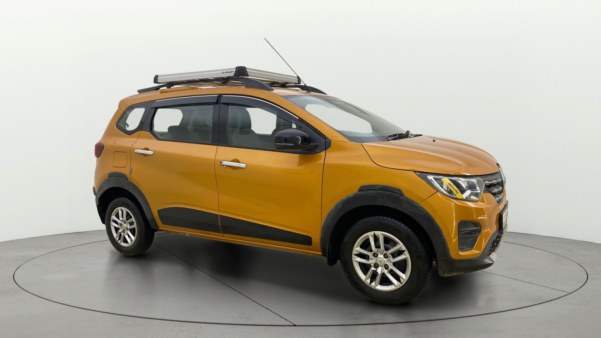 View 2022 Renault Triber RXT Image 36 Used 2022 Renault Triber RXT Image 36