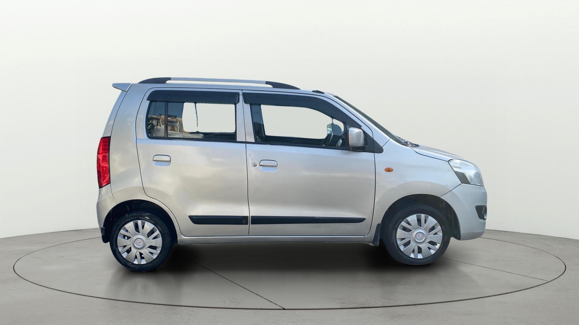 View 2015 Maruti Suzuki 1000 Base Variant Image 8 Used 2015 Maruti Suzuki 1000 Base Variant Image 8