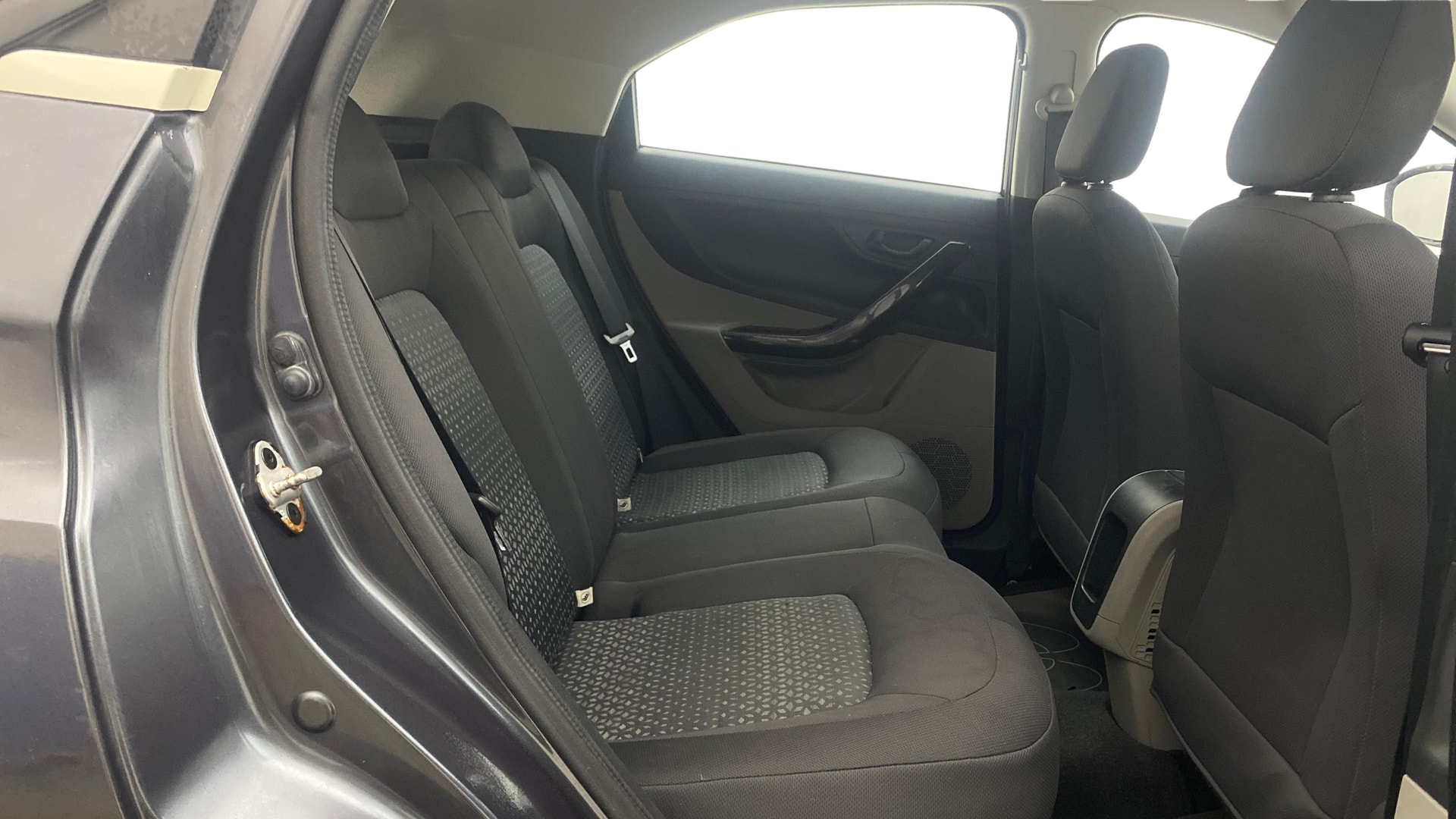 View 2020 Tata Nexon Revotron XM Image 28 Used 2020 Tata Nexon Revotron XM Image 28