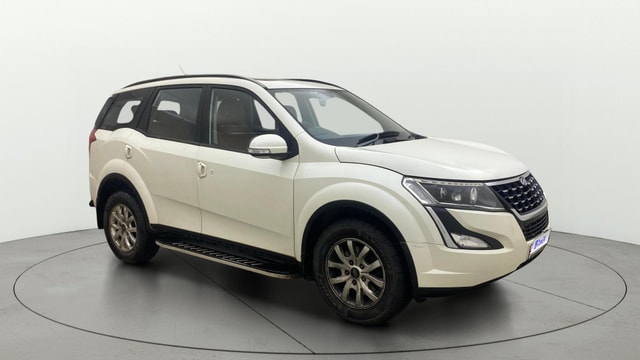 View Mahindra XUV500 Image 15 Used Mahindra XUV500 Image 15