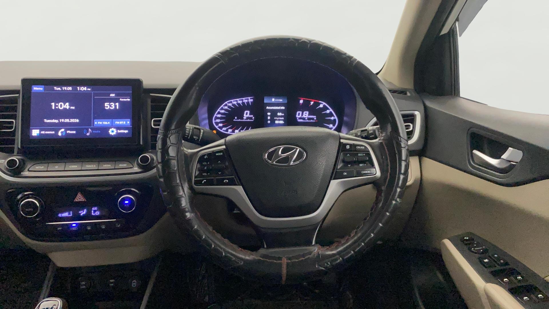 Used 2022 Hyundai Verna Used 2022 Hyundai Verna