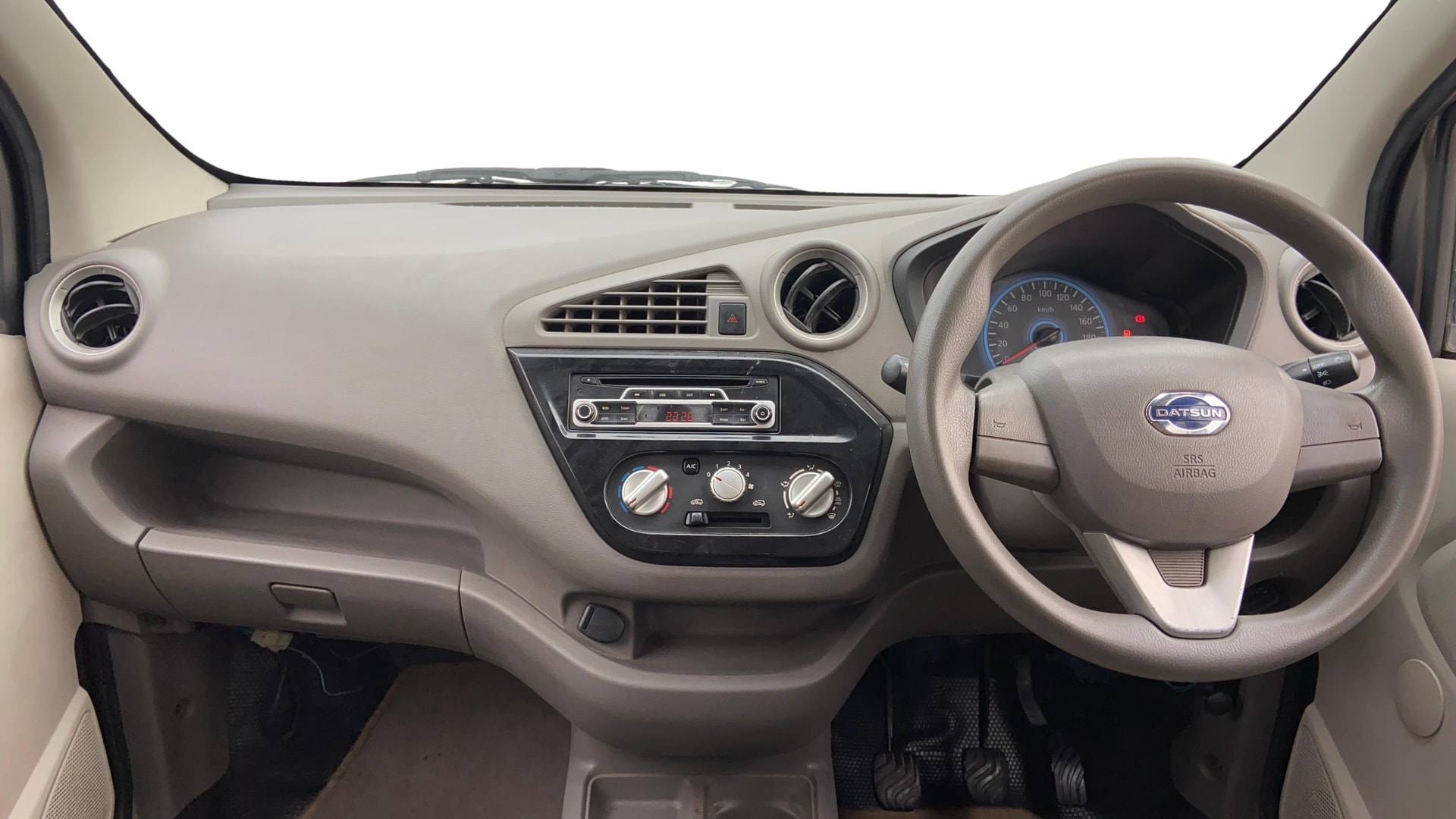 View 2017 Datsun Redi GO S-1.0L BS IV Image 15 Used 2017 Datsun Redi GO S-1.0L BS IV Image 15