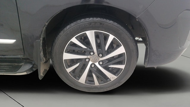 View Toyota Innova Crysta Image 45 Used Toyota Innova Crysta Image 45