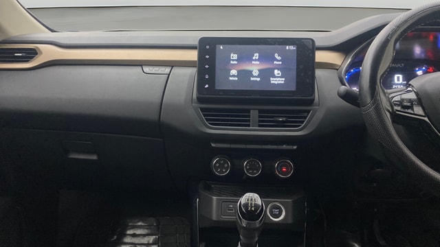 View Renault Kiger Image 17 Used Renault Kiger Image 17