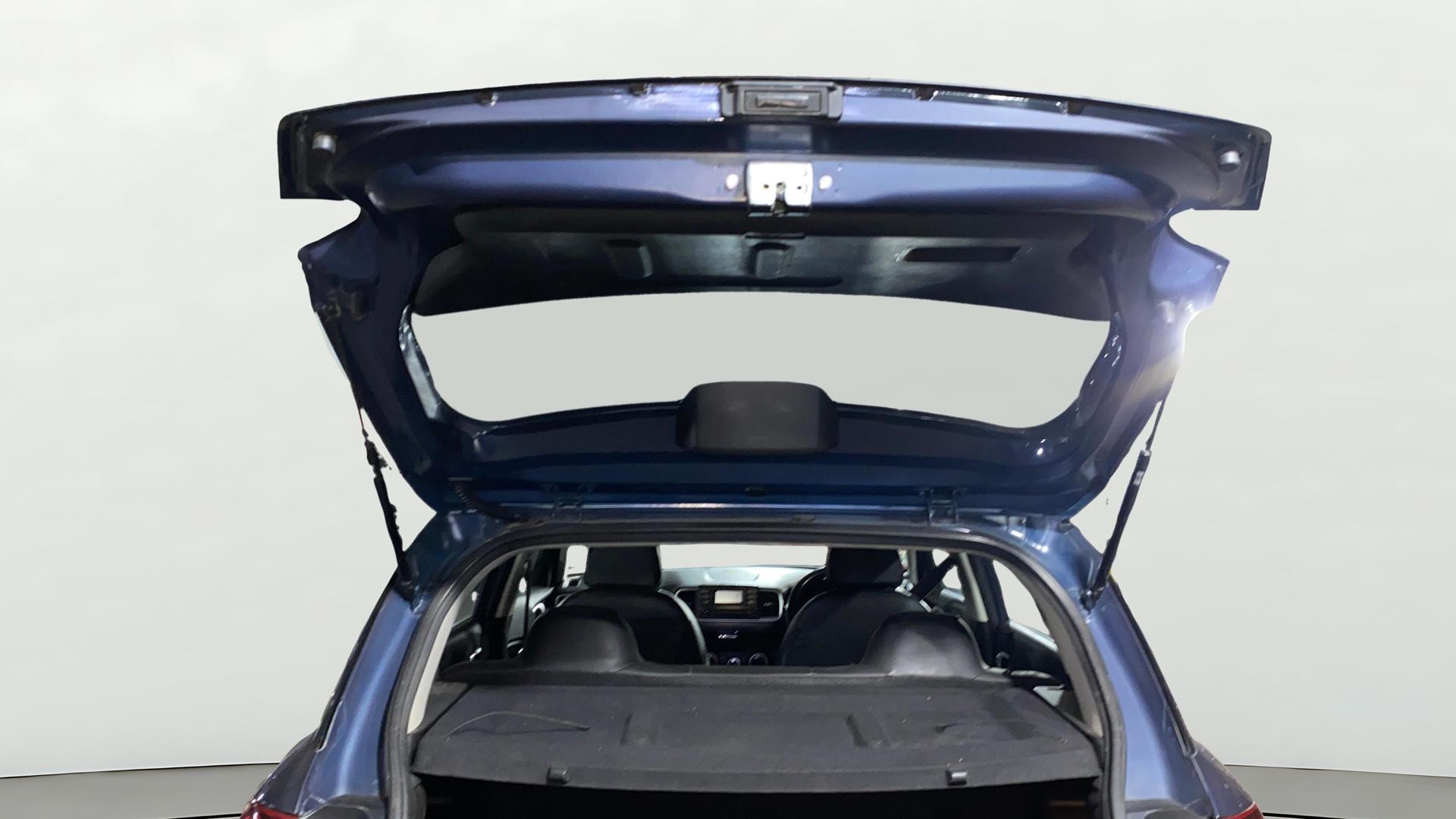 View 2022 Hyundai Venue S 1.2 Petrol Image 16 Used 2022 Hyundai Venue S 1.2 Petrol Image 16